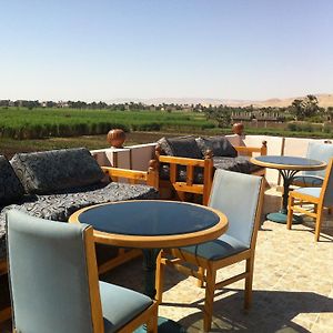 New Memnon Hotel